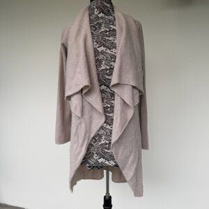 Tahari Open Draped Cardigan in Cashmere size Large.